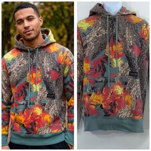 Raised By Wolves M Camo Leaf Hoodie Preppy Outdoor Fall Favorite 100% Cotton EUC